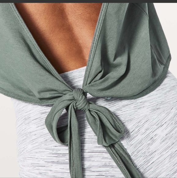 Lululemon Its A Tie Tank Green - Picture 2 of 7